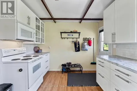 48 Poechman Lane Brockton ON N0G 2V0