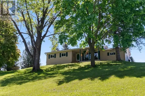 48 Poechman Lane Brockton ON N0G 2V0