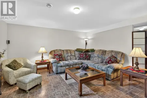 259106 Sarawak Keppel Townline West Georgian Bluffs ON N0H 1S0