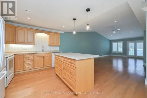 140 Meadow Lane Wasaga Beach ON L9Z 0A4