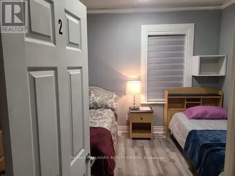 474 Somerset Street West Ottawa ON K1R 5J8