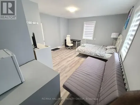 474 Somerset Street West Ottawa ON K1R 5J8