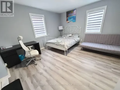 474 Somerset Street West Ottawa ON K1R 5J8