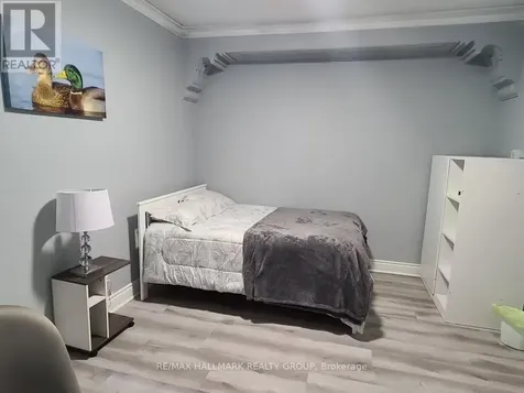 474 Somerset Street West Ottawa ON K1R 5J8