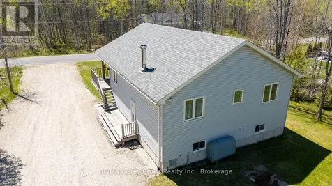 94 Maple Drive Northern Bruce Peninsula ON N0H 1Z0