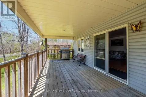 94 Maple Drive Northern Bruce Peninsula ON N0H 1Z0