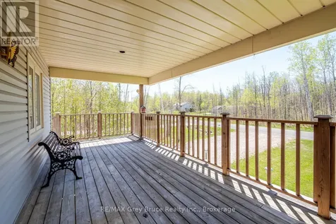 94 Maple Drive Northern Bruce Peninsula ON N0H 1Z0