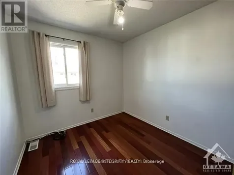 61 Elvaston Avenue Ottawa ON K2G 3X6