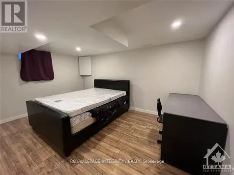 61 Elvaston Avenue Ottawa ON K2G 3X6