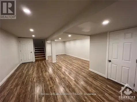 61 Elvaston Avenue Ottawa ON K2G 3X6