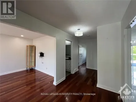 61 Elvaston Avenue Ottawa ON K2G 3X6