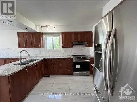 61 Elvaston Avenue Ottawa ON K2G 3X6