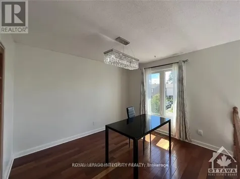 61 Elvaston Avenue Ottawa ON K2G 3X6