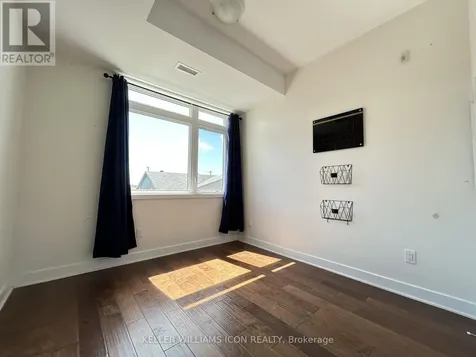 315 Terravita Private Ottawa ON K1V 2S1