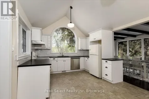 165 Thomas Street St. Marys ON N4X 1B9