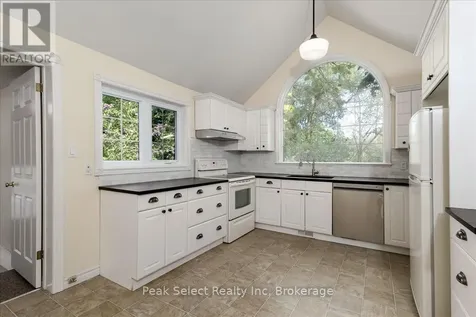 165 Thomas Street St. Marys ON N4X 1B9