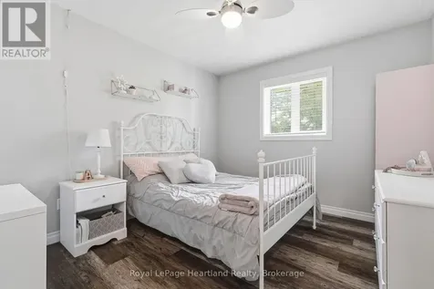17 Brown Street North Minto ON N0G 1M0