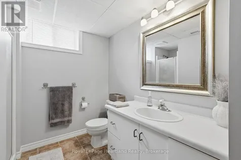17 Brown Street North Minto ON N0G 1M0