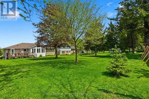17 Brown Street North Minto ON N0G 1M0