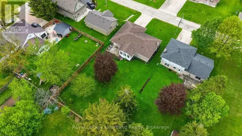 17 Brown Street North Minto ON N0G 1M0