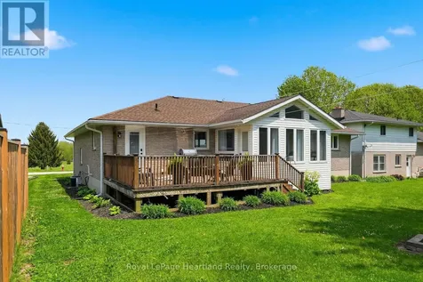 17 Brown Street North Minto ON N0G 1M0
