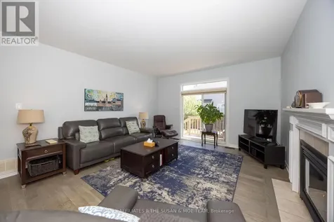 80 Black Bear Way Ottawa ON K2S 2G6