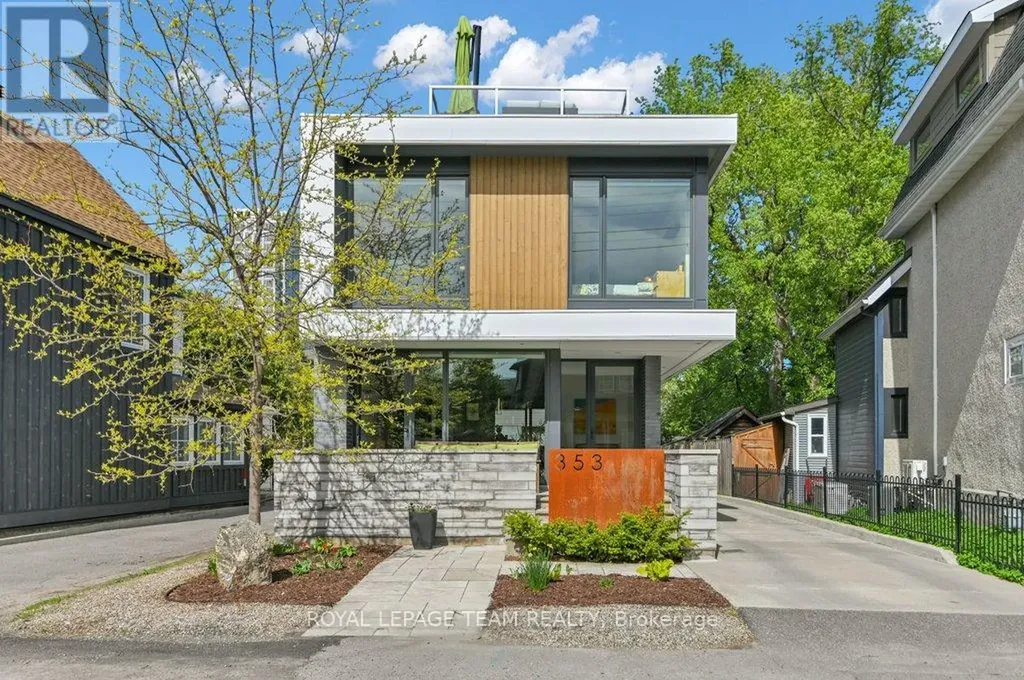 353 Winston Avenue Ottawa ON K2A 1Y6