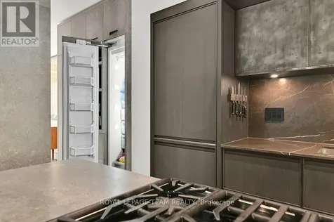 353 Winston Avenue Ottawa ON K2A 1Y6