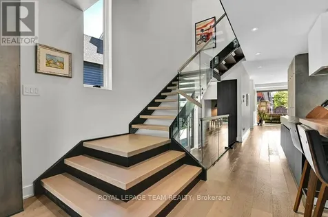 353 Winston Avenue Ottawa ON K2A 1Y6