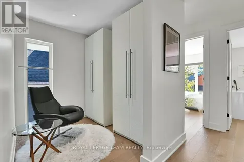 353 Winston Avenue Ottawa ON K2A 1Y6