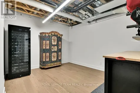 353 Winston Avenue Ottawa ON K2A 1Y6