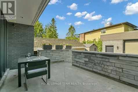 353 Winston Avenue Ottawa ON K2A 1Y6