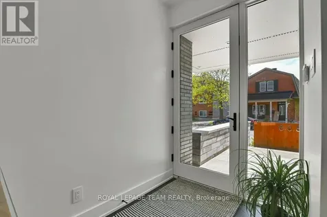 353 Winston Avenue Ottawa ON K2A 1Y6