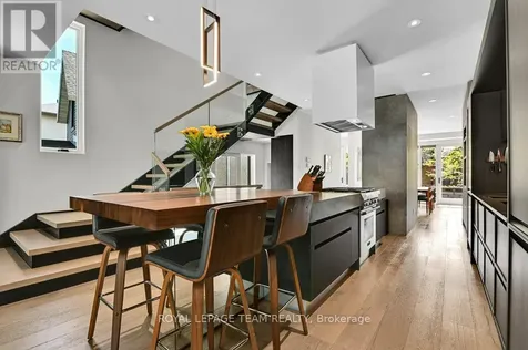 353 Winston Avenue Ottawa ON K2A 1Y6
