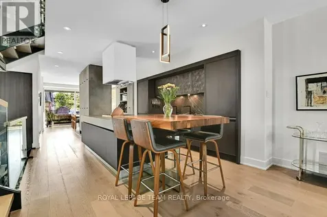 353 Winston Avenue Ottawa ON K2A 1Y6