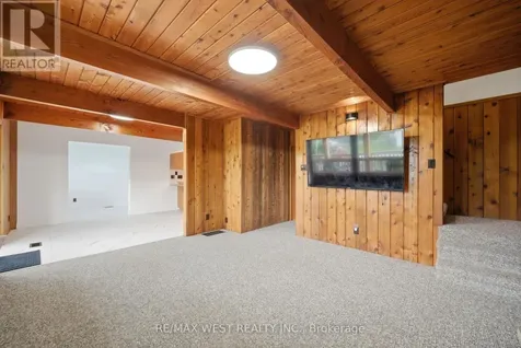 61 Antigua Drive Wasaga Beach ON L9Z 2S3