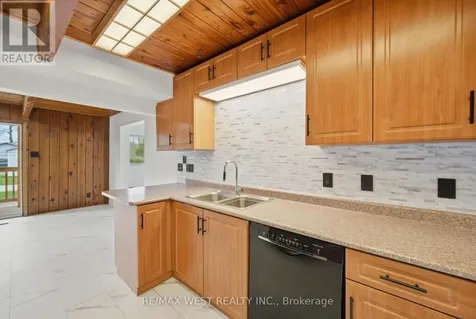 61 Antigua Drive Wasaga Beach ON L9Z 2S3