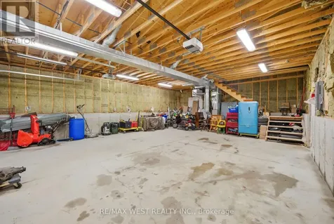 61 Antigua Drive Wasaga Beach ON L9Z 2S3
