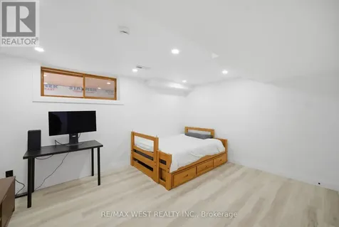 61 Antigua Drive Wasaga Beach ON L9Z 2S3