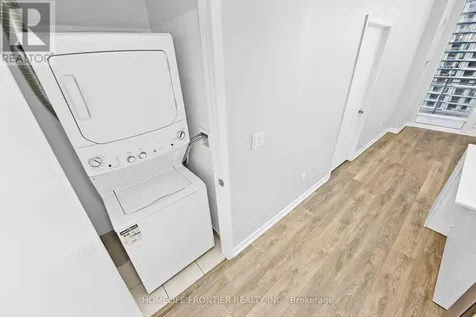 2520 Eglinton Avenue West Mississauga (central Erin Mills) ON L5M 0Y4