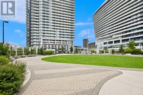 2520 Eglinton Avenue West Mississauga (central Erin Mills) ON L5M 0Y4