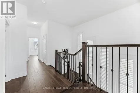 11 Lockton Street Whitby ON L1P 0E1