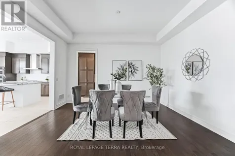 11 Lockton Street Whitby ON L1P 0E1