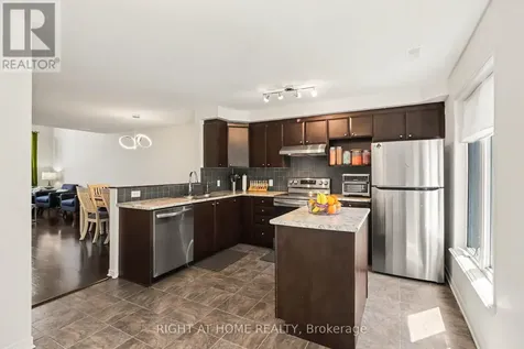 572 Reardon Private Ottawa ON K1V 2K9