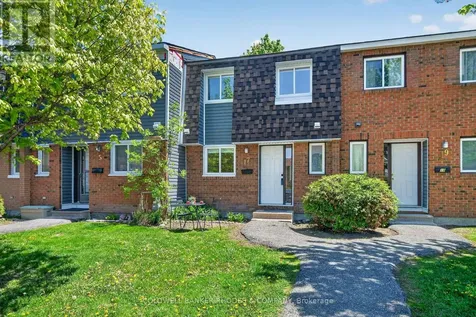 17 Pixley Private Ottawa ON K1G 4C3