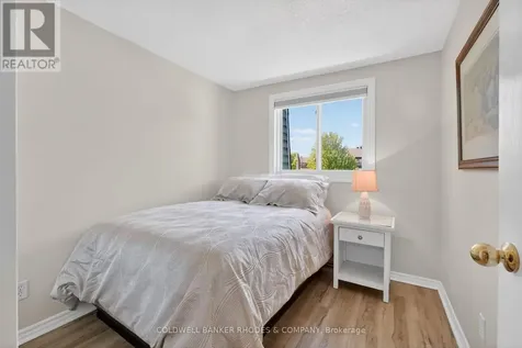 17 Pixley Private Ottawa ON K1G 4C3