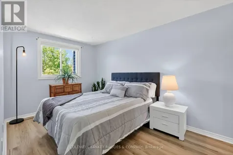 17 Pixley Private Ottawa ON K1G 4C3
