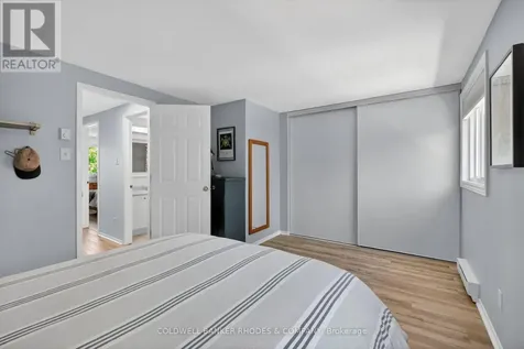17 Pixley Private Ottawa ON K1G 4C3