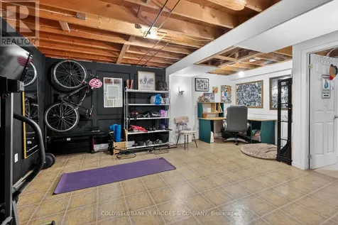17 Pixley Private Ottawa ON K1G 4C3