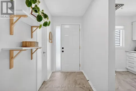 17 Pixley Private Ottawa ON K1G 4C3